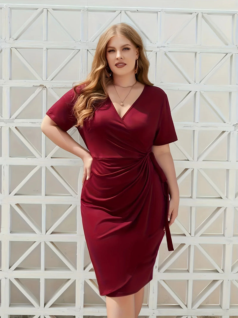 Vestido Midi Amanda com Decote em V Plus Size Casual